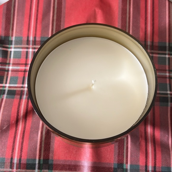 Capri Blue Crystal Pine Scented Candles for Home - Glimmer Inverted Jar Candles - Picture 6 of 7